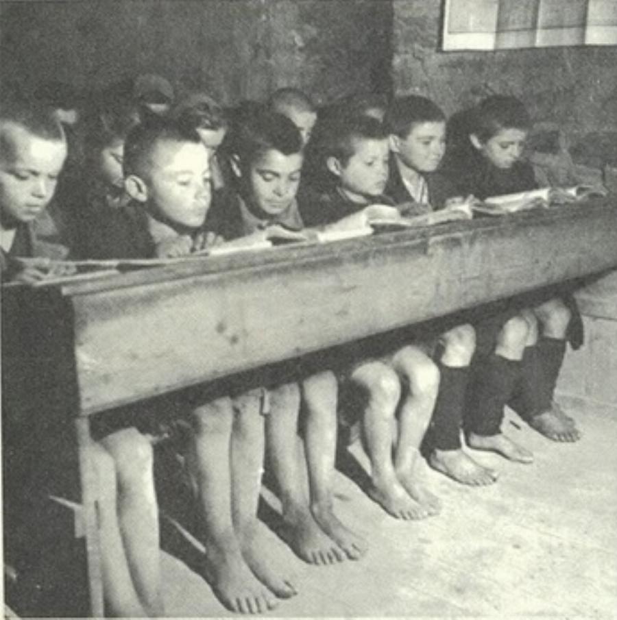 Ελληνικά σχολεία: Σπάνιες φωτογραφίες από το παρελθόν, μέσα από ένα αδημοσίευτο φωτογραφικό πρότζεκτ