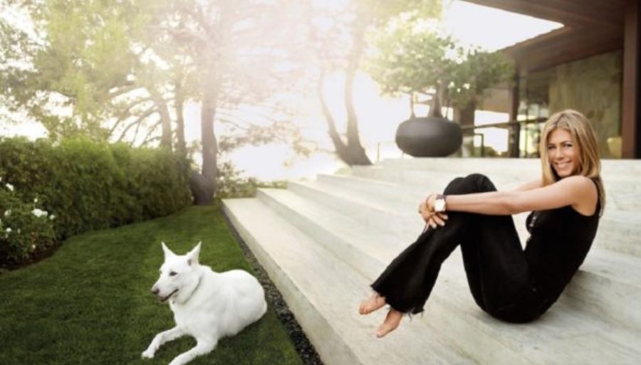 Τζένιφερ Άνιστον: Το πολυτελές παλάτι των 56 εκατομμυρίων στο οποίο μένει και η εσωτερική του διακόσμηση