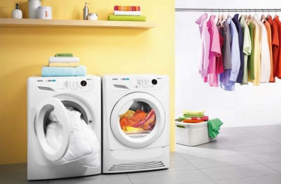 Σπιτικό μαλακτικό ρούχων: Μόνο με 4 υλικά χωρίς κανένα κόστος – Τα ρούχα μυρίζουν υπέροχα