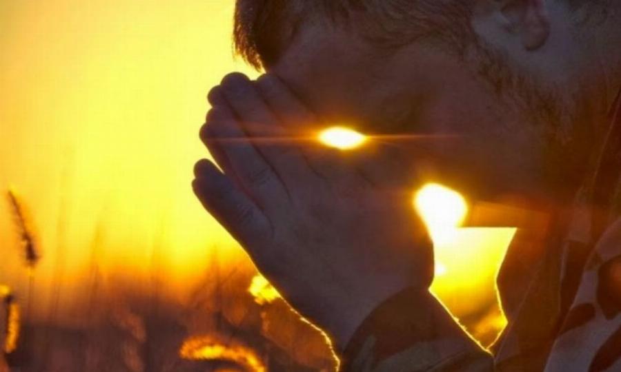 Θαυματουργή Προσευχή: Τα σπουδαία λόγια για απαλλαγή από την κατάθλιψη και τις ψυχικές ασθένειες