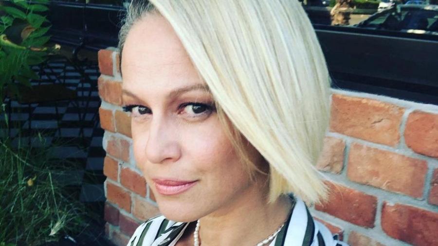 Ρέα Τουτουντζή: Οι ακραίες δίαιτες, ο μυστικός γάμος, τα αισθήματα για τη μητρότητα, τα επικριτικά σχόλια και τα λευκά μαλλιά