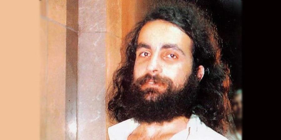 Θεόφιλος Σεχίδης: Ο δολοφόνος που αποκεφάλισε μάνα, πατέρα, αδελφή, γιαγιά, θείο και έψυξε τα μυαλά τους για να τα μελετήσει