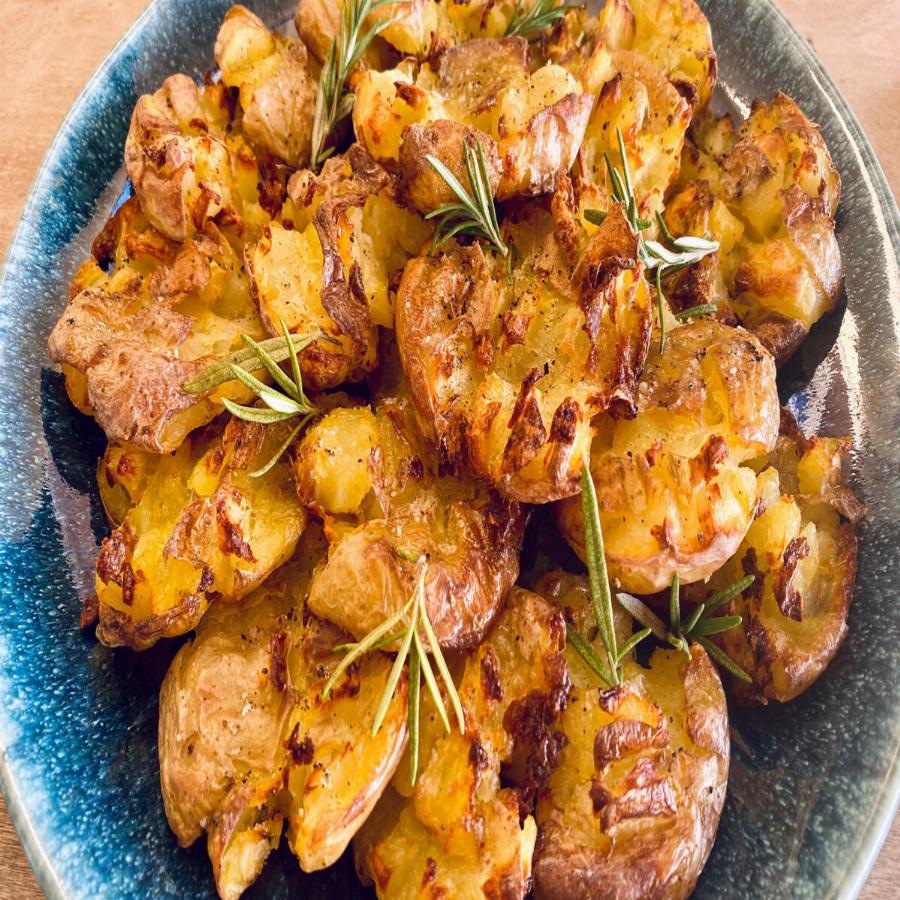 Πεντανόστιμο κόλπο: Η απόλυτη συνταγή για πατάτες που λιώνουν στο στόμα