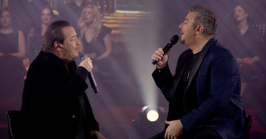 Πάριος – Ρέμος: Όταν τραγούδησαν μαζί το «Απορώ με την καρδιά μου…» – Μια σπουδαία στιγμή της βραδιάς