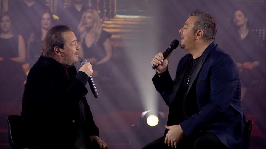 Πάριος – Ρέμος: Όταν τραγούδησαν μαζί το «Απορώ με την καρδιά μου…» – Μια σπουδαία στιγμή της βραδιάς