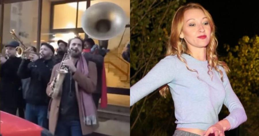 Τάνια Ρόκα: Παλεύει με την λευχαιμία – Η συγκινητική καντάδα μετά την έξοδό της από το νοσοκομείο