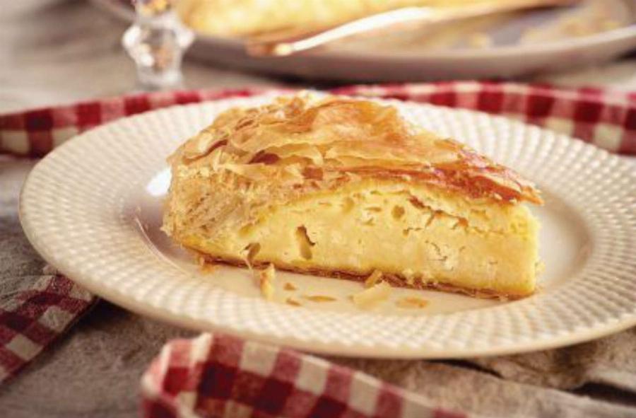 Πεντανόστιμη τυρόπιτα: Εύκολη συνταγή για Ξηρομερίτικη κουλούρα από την Αιτωλοακαρνανία