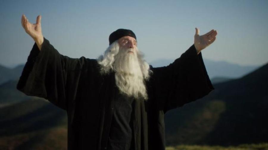 Νικήτας Τσακίρογλου: Ο ρόλος στη σειρά για τον Άγιο Παΐσιο, η μεγάλη καριέρα, τα σπουδαία βραβεία και η ζωή στο πλευρό της Χρυσούλας Διαβάτη