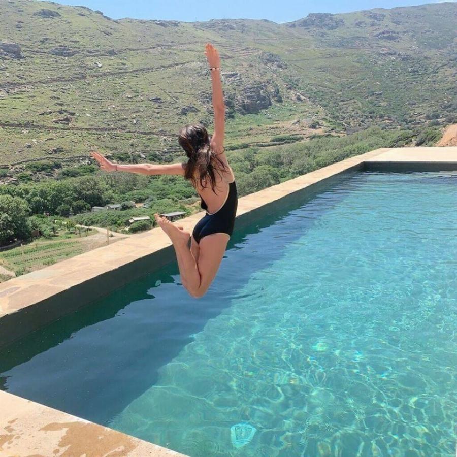 Ελένη Μενεγάκη: Η κόρη της, Βαλέρια Λάτσιου, μεγάλωσε και η ομοιότητα με τη μαμά της είναι εκπληκτική