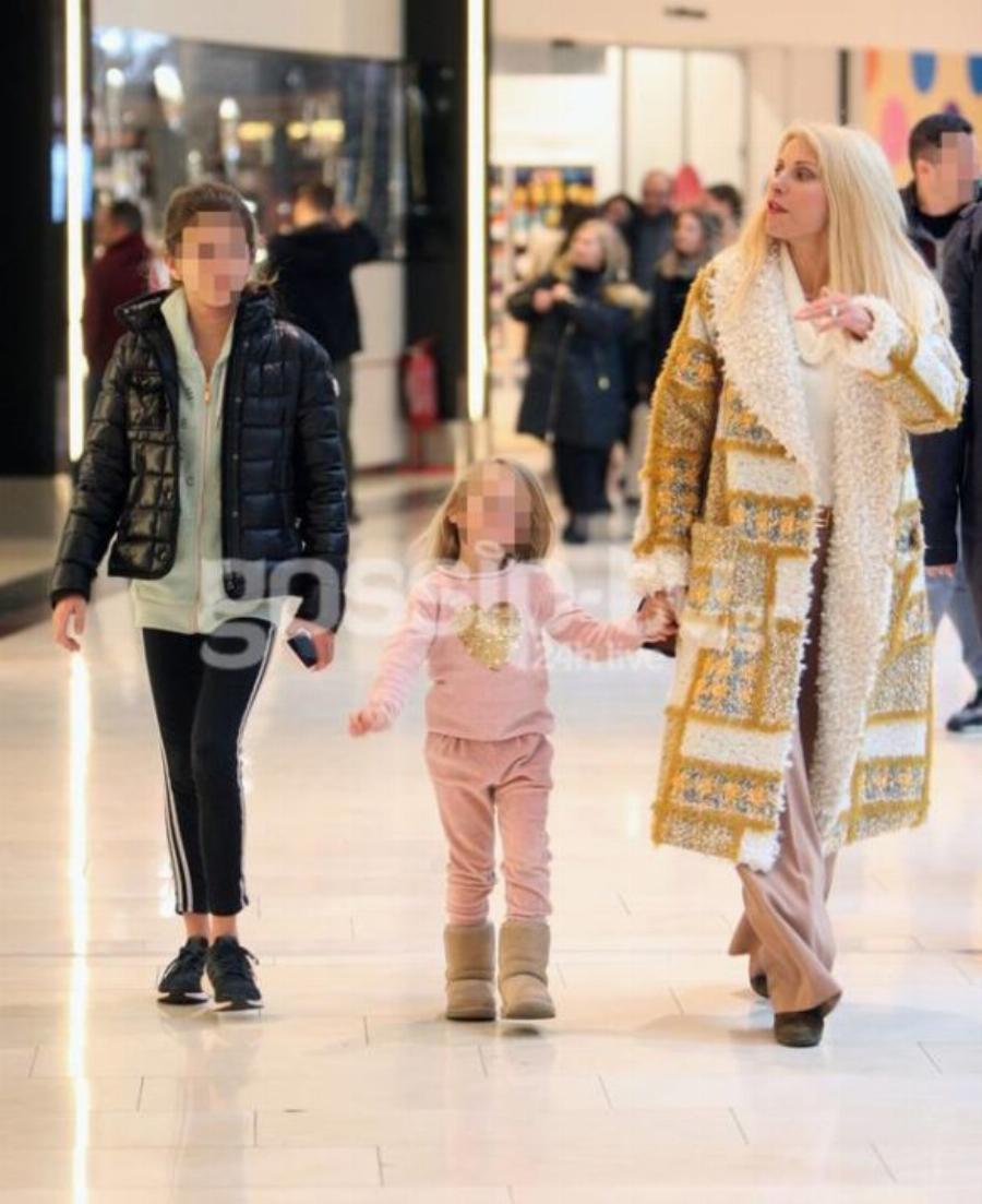 Ελένη Μενεγάκη: Η κόρη της, Βαλέρια Λάτσιου, μεγάλωσε και η ομοιότητα με τη μαμά της είναι εκπληκτική