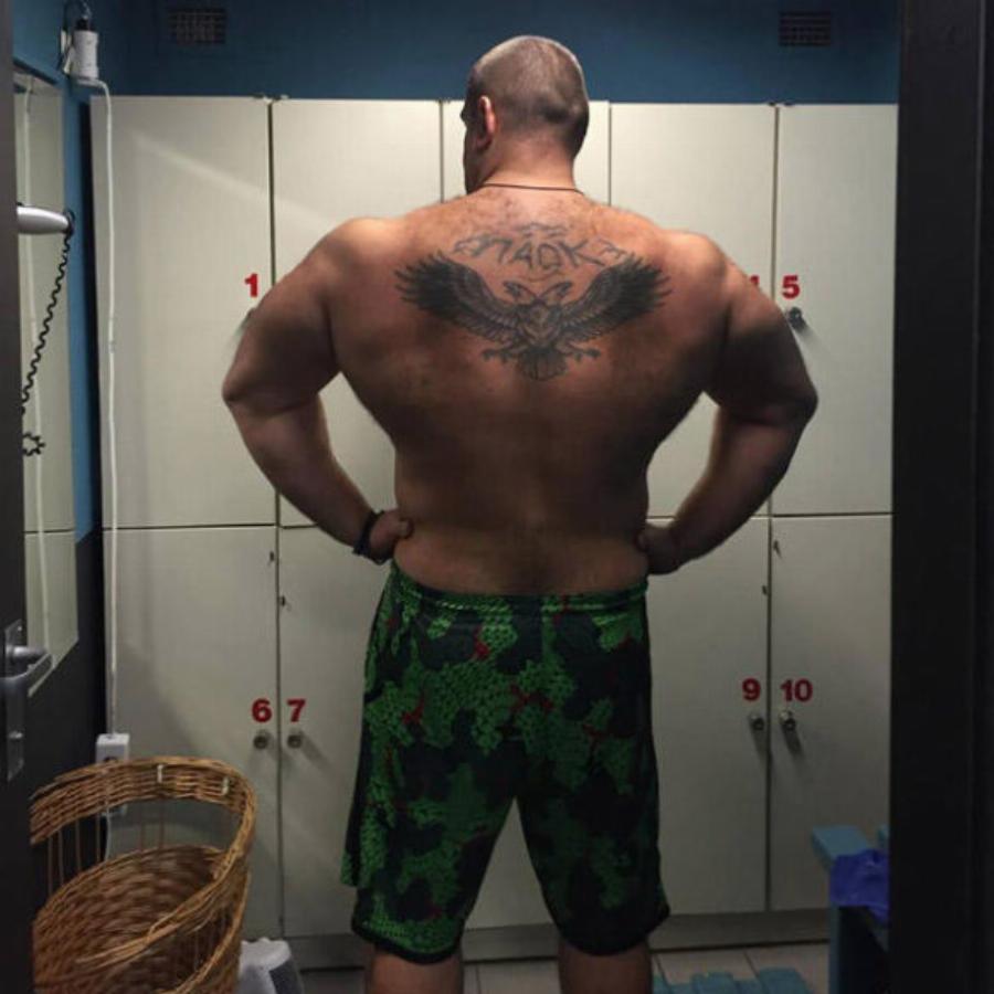 Βασίλης Σεμερτζίδης: Το «θηρίο» του Ιβάν Σαββίδη, που ζυγίζει 165 κιλά και τον αποκαλούν βουνό του προέδρου