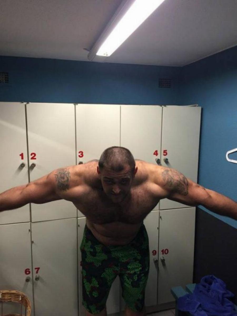 Βασίλης Σεμερτζίδης: Το «θηρίο» του Ιβάν Σαββίδη, που ζυγίζει 165 κιλά και τον αποκαλούν βουνό του προέδρου