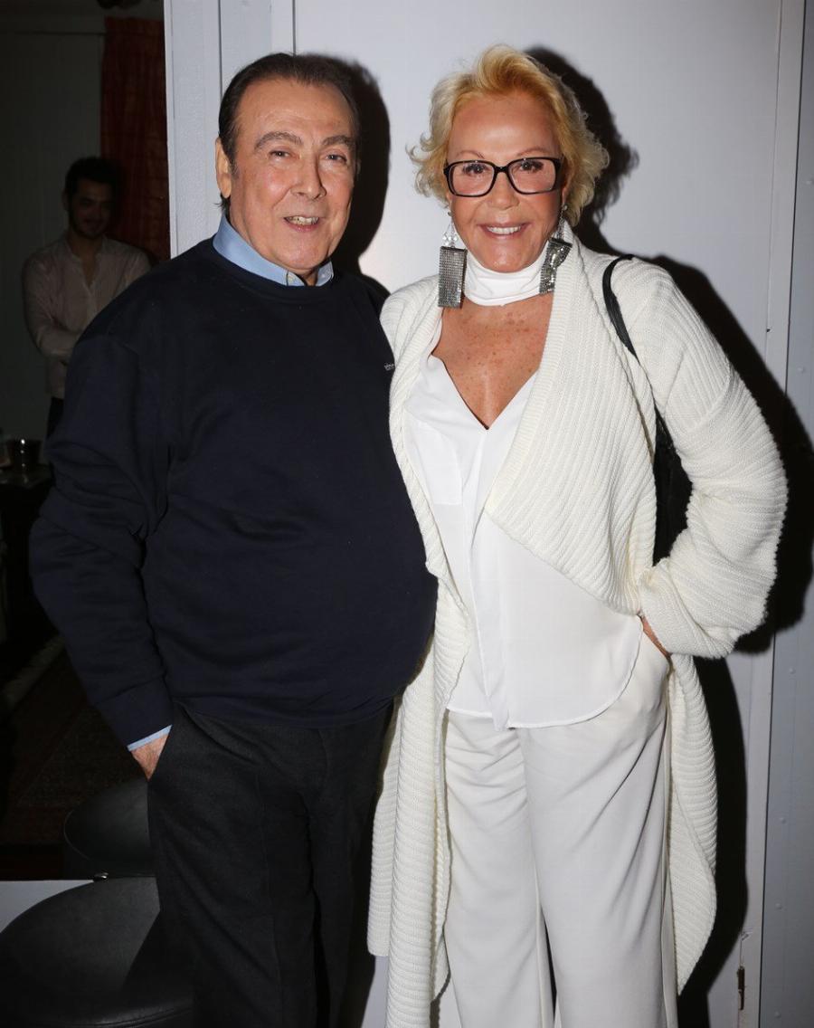 Λάσκαρη – Βοσκόπουλος: «Όταν χώρισαν ο Τόλης είχε μίσος. Πήγε σπίτι το έσπασε όλο κι έσκισε όλα τα φουστάνια»