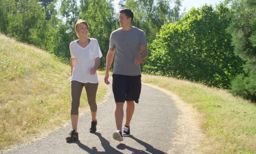 Πόσο πρέπει να περπατάτε καθημερινά για να χάσετε 3 κιλά μέχρι τις διακοπές του Πάσχα