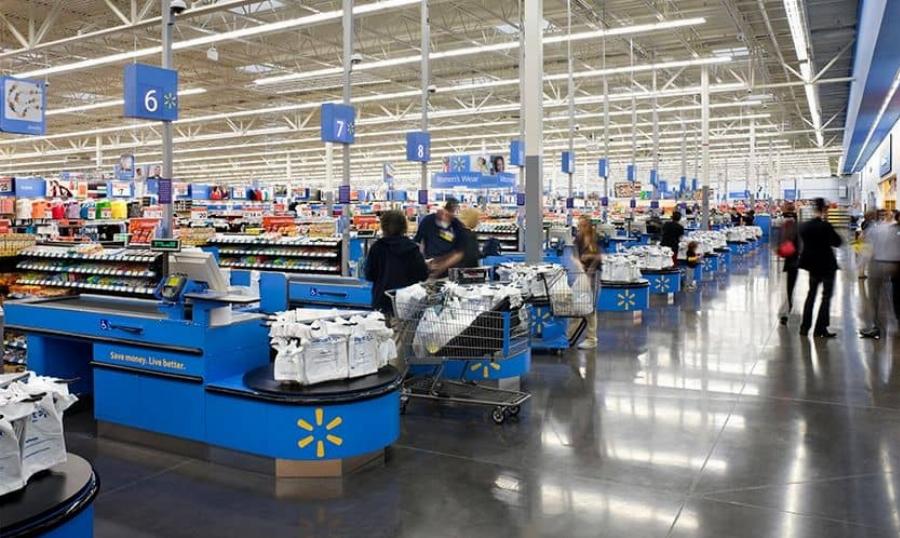 Ξέσπασμα: Υπάλληλος σε σούπερ μάρκετ ανακοίνωσε από το μικρόφωνο του ταμείου την παραίτηση του και τα «έχωσε» στην εταιρία