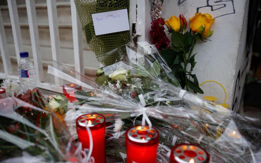 Με λένε Άλκη και δεν θέλω να σας ξέρω. Με λένε Άλκη και δεν υπάρχω πια.