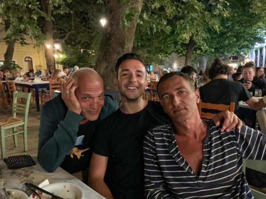 Αλέξης Τσίπρας: Η απίστευτη εμφάνιση πριν από 32 χρόνια – Η σπάνια συνέντευξη του το 1990