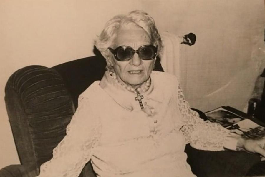 Ζωζώ Νταλμάς: Η έντονη ζωή μιας μποέμισσας και ο απαγορευμένος έρωτας της γυναίκας των Ελληνικών τσιγάρων Sante