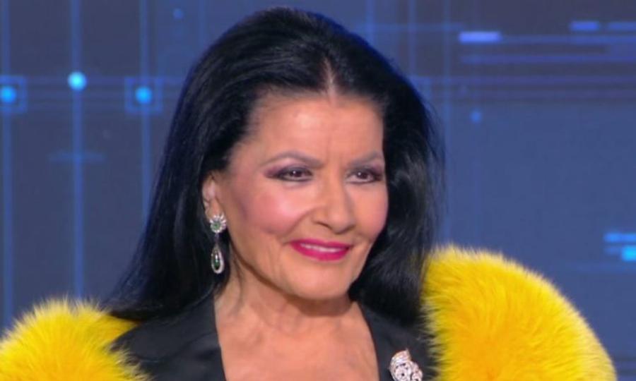 Ζωζώ Σαπουντζάκη: Η σπάνια συνέντευξη, η σχέση με παντρεμένο, ο χωρισμός που την έστειλε στις ΗΠΑ και τα ερωτικά γράμματα από τον Α. Ωνάση