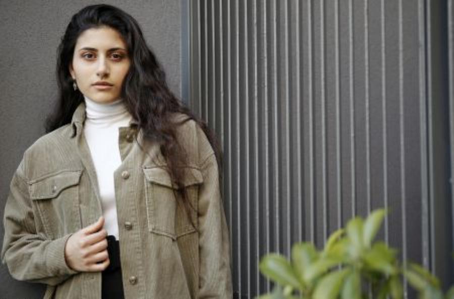 Μαρίνα Σπανού: Η κόρη του Χρήστου Σπανού μεγάλωσε έγινε 19 χρονών, ασχολείται με το τραγούδι και μαγεύει με τη φωνή της