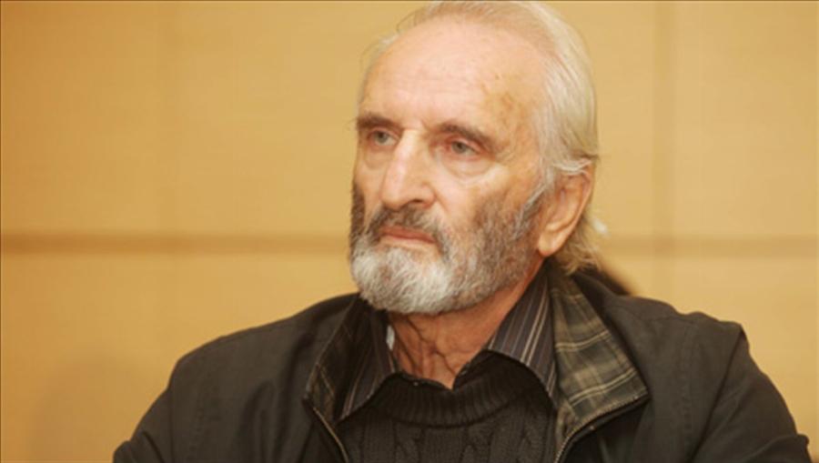 Ο Νικήτας Τσακίρογλου μιλάει για πρώτη φορά για τον ρόλο του Αγίου Αρσενίου και συγκινεί – «Είναι ευλογία»