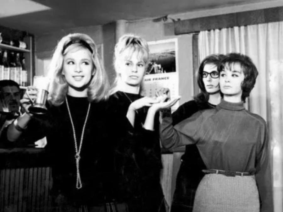 Χλόη Λιάσκου: Ο γάμος με τον καθηγητή της, τα 17 χρόνια διαφοράς, η τραγική απώλεια του 4χρονου γιου της και η απομόνωση