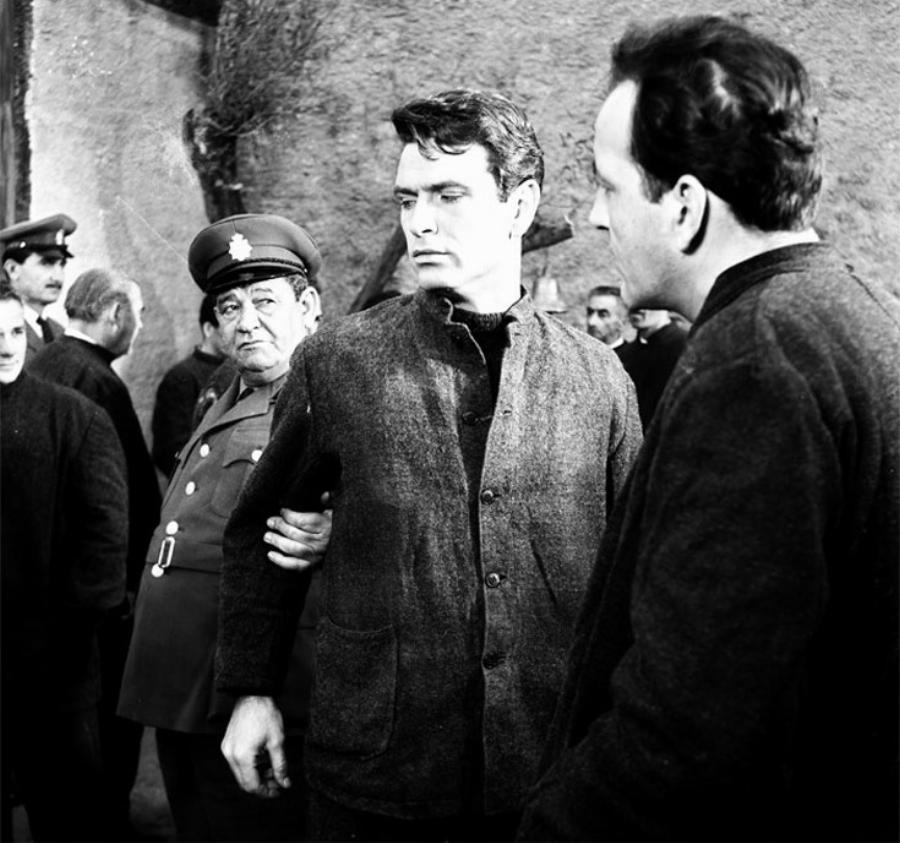 Δημήτρης Μπισλάνης: Το παρατσούκλι του “κακού του ελληνικού κινηματογράφου”, ο ακρωτηριασμός και το άδοξο τέλος στα 44