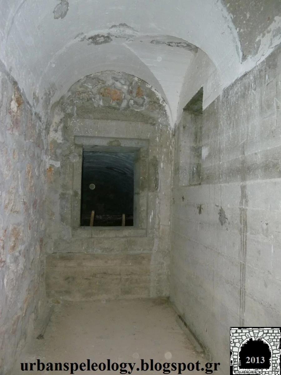 Τα 8 κρυφά καταφύγια στην Αθήνα σε περίπτωση πολέμου και που θα τα βρείτε