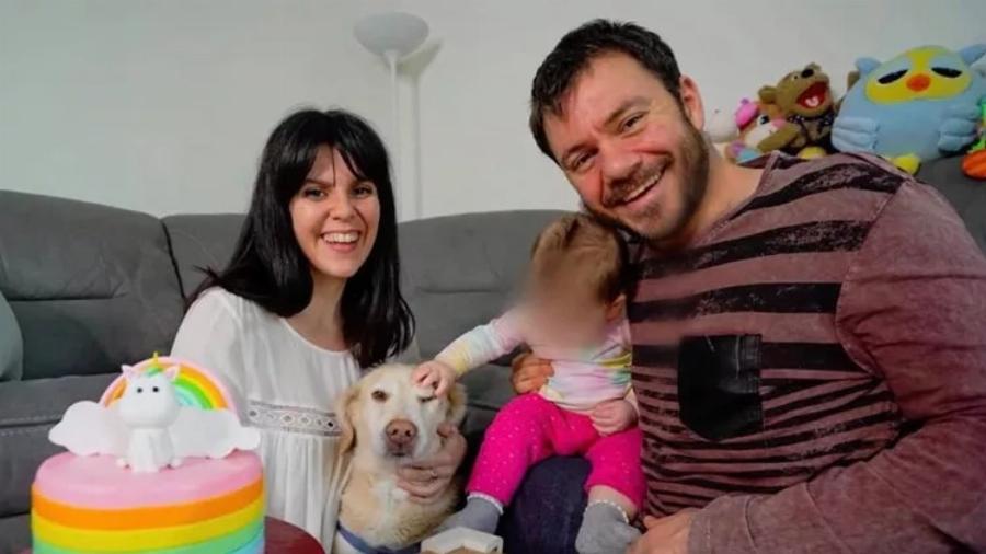 Ευτύχης Μπλέτσας: Η διαδικτυακή γνωριμία με τη σύζυγό του, η πρόταση γάμου και η όμορφη οικογένεια