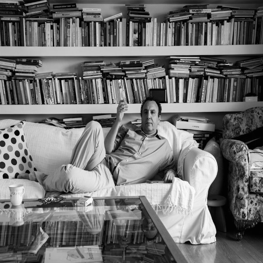 Χρήστος Χωμενίδης: «Ένας άντρας πρέπει να είναι διατεθειμένος να ρίξει ξύλο υπερασπιζόμενος την γυναίκα του»