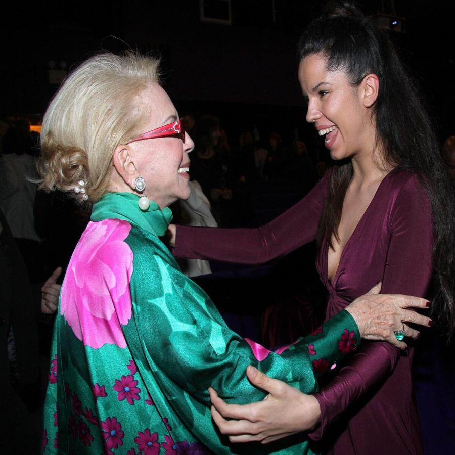 Νόνικα Τσαπέλα: Η κούκλα εγγονή της Νόνικας Γαληνέα έγινε 25 χρονών και είναι ταλαντούχα σαν τη γιαγιά της