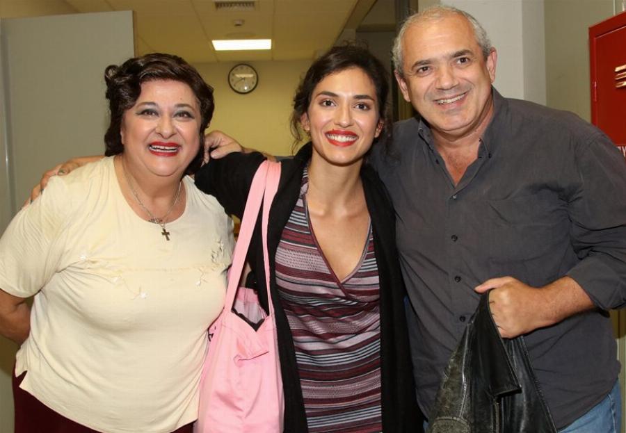 Μαρία Χάνου: Tο μεγάλο της όνειρο, οι διάσημοι γονείς και ο ρόλος της στην “Μουρμούρα”