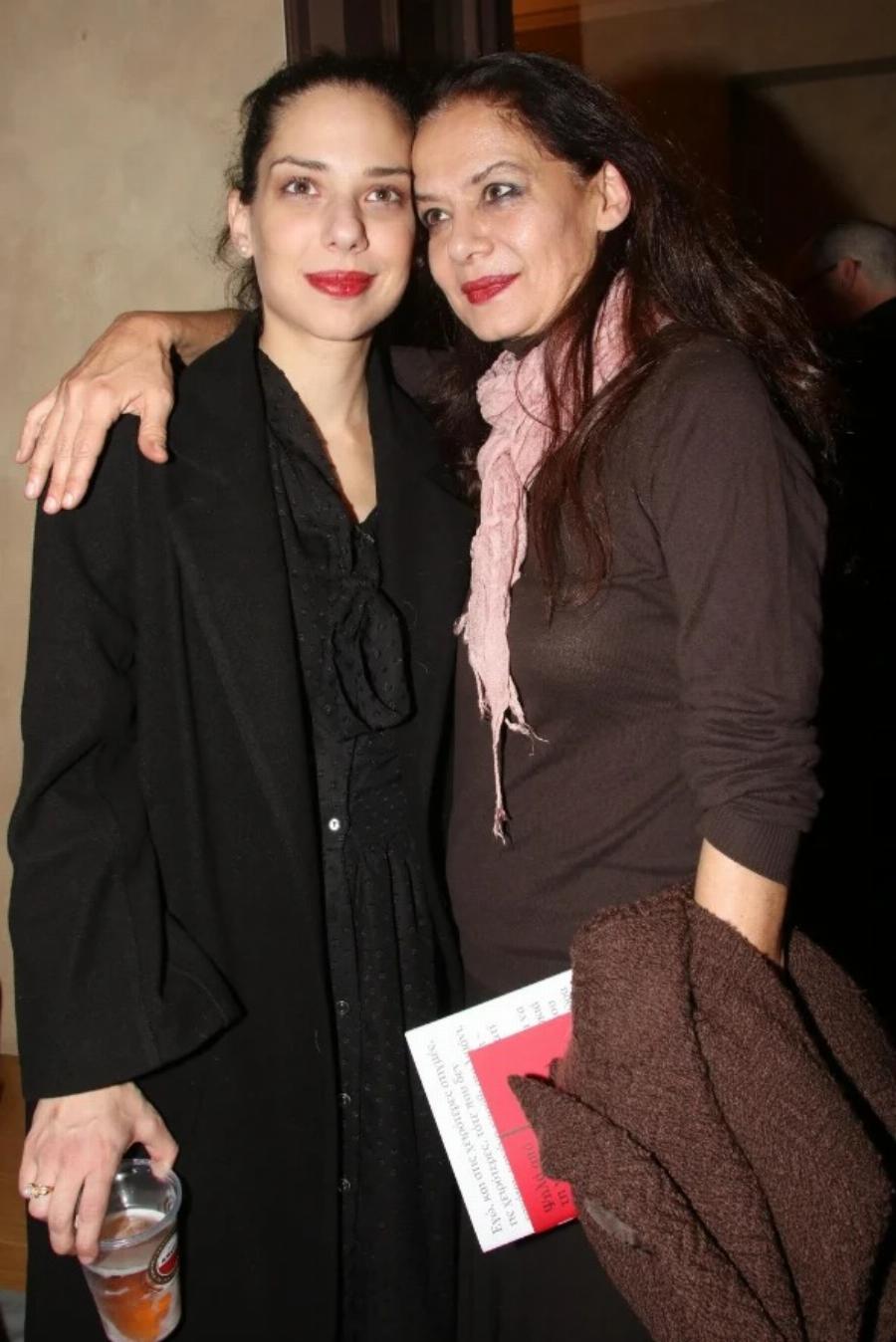 Λίλα Καφαντάρη: Η κόρη της, Ηλιάνα Μαυρομάτη, είναι ηθοποιός – Κληρονόμησε την ομορφιά της μητέρας της