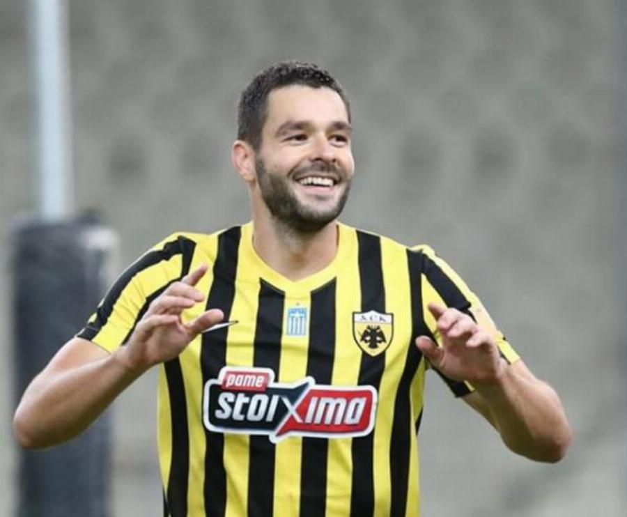 Πόλεμος στην Ουκρανία – Σάκχοφ: Eπέστρεψε στην Ελλάδα με τη σύζυγο και το νεογέννητο παιδί τους