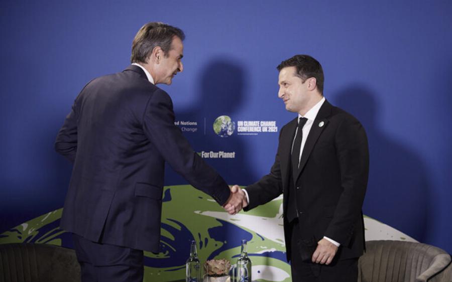 Όλοι περιμένουν πως και πως να ακούσουν τι θα πει ο Ζελένσκι στην ελληνική βουλή