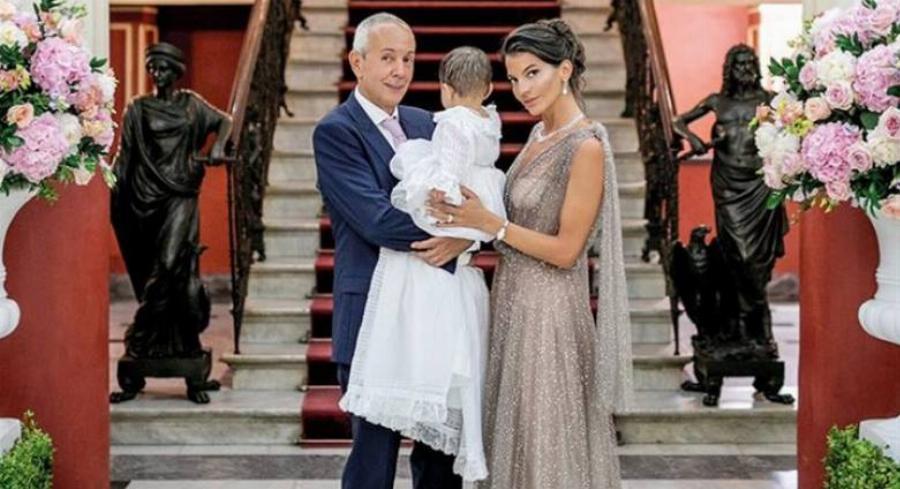 Γιάννης Κούστας: Ο 66χρονος εφοπλιστής, η 29χρονη σύζυγος, ο αρραβώνας των 250.000€, ο υπέρλαμπρος γάμος και τα 6 παιδιά
