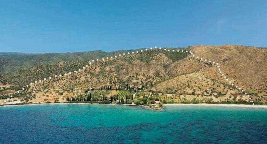 Παράδεισος 4.000.000 ευρώ: Η τεράστια βίλα του Δημήτρη Κοντομηνά στη Πελοπόννησο, χτισμένη κυριολεκτικά πάνω στη θάλασσα