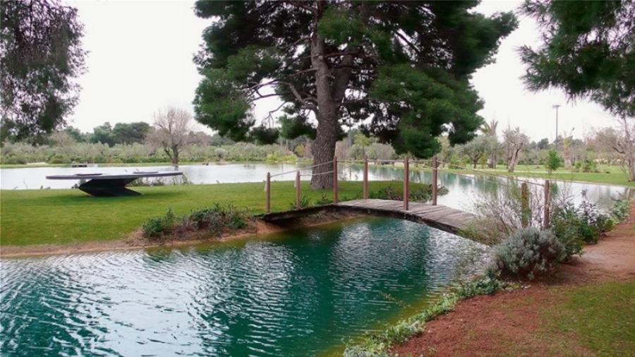 Παράδεισος 4.000.000 ευρώ: Η τεράστια βίλα του Δημήτρη Κοντομηνά στη Πελοπόννησο, χτισμένη κυριολεκτικά πάνω στη θάλασσα