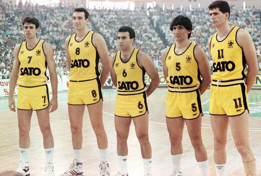 Παναγιώτης Γιαννάκης: Ο «Δράκος» του ελληνικού μπάσκετ, η στεναχώρια για τον Γκάλη, ο σοβαρός τραυματισμός και τα 38 χρόνια γάμου