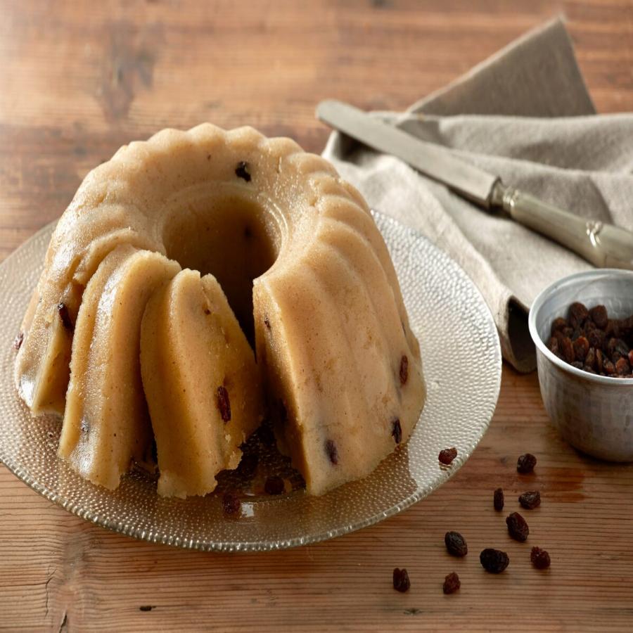 Σιμιγδαλένιος χαλβάς με σταφίδες από την Αργυρώ Μπαρμπαρίγου – Πεντανόστιμο γλυκό για την Καθαρά Δευτέρα