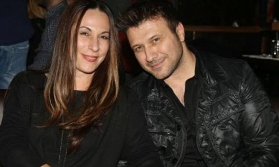 Γιάννης Πλούταρχος: Η αγάπη για το τραγούδι, οι σπουδές στην κομμωτική, η πολύτεκνη οικογένεια, το ταλέντο που κληροδότησε και η κρίση στον γάμο