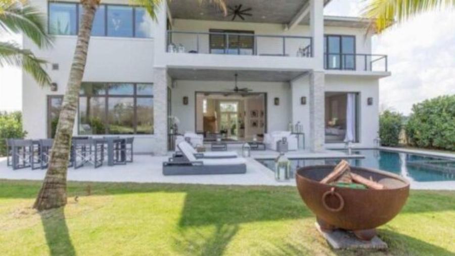 Αθηνά Ωνάση: Προς πώληση το παλάτι που κοστίζει 14.000.000 ευρώ και ήταν το «χρυσό κλουβί» της