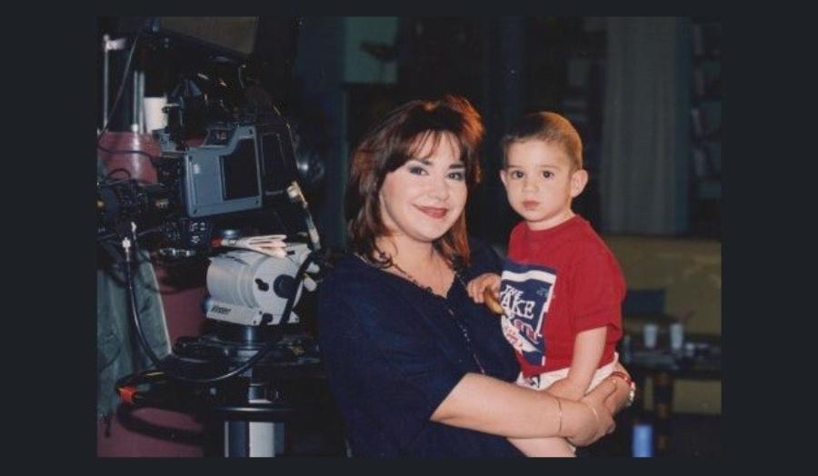 Μαρία Φιλίππου: Το “εμείς και εμείς” και η άγνωστη ιστορία με τον γιο της