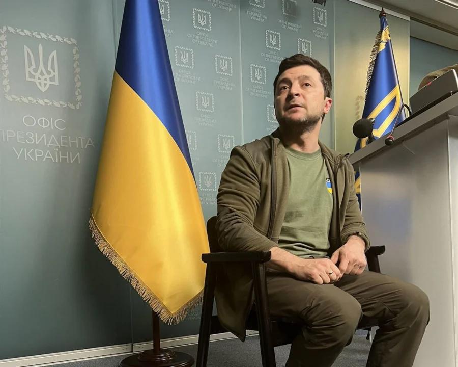 Ζελένσκι και Πούτιν: Δύο ηγέτες από διαφορετικούς κόσμους – Η μεγάλη διαφορά στη «γλώσσα του σώματος»