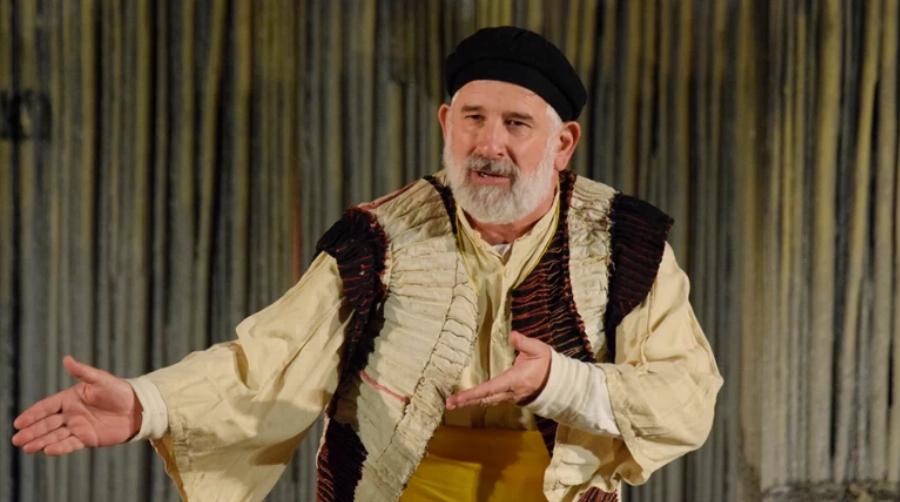 Βίντεο – ντροπή για τον Πέτρο Φιλιππίδη: Η στιγμή με την Μενεγάκη που θέλει να κρύψει και η άκομψη κίνηση