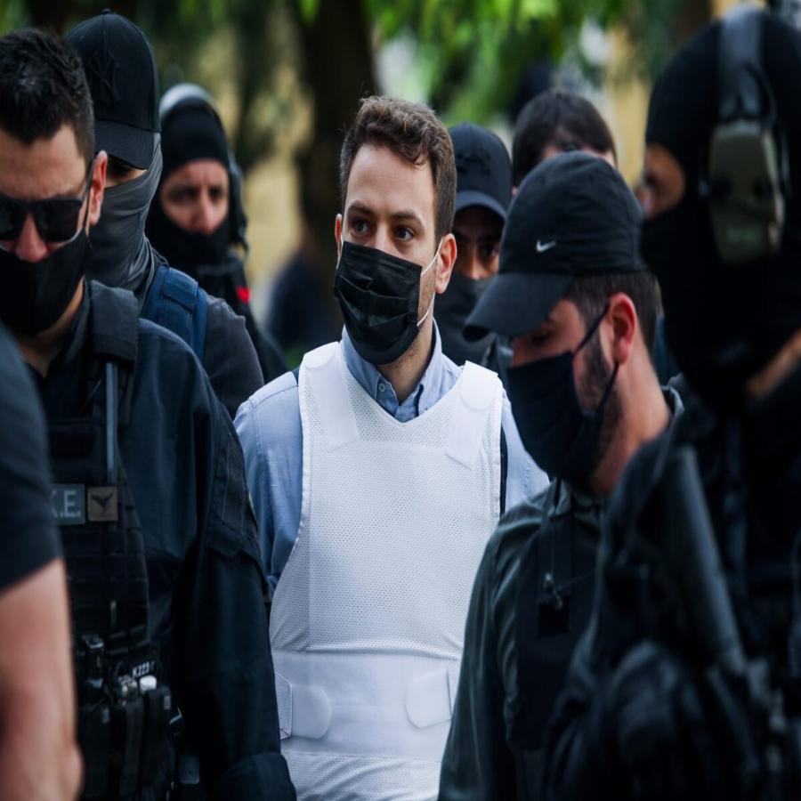 Μπάμπης Αναγνωστόπουλος – Ρούλα Πισπιρίγκου: Τα κοινά σημεία των υποθέσεων που συντάραξαν την Ελλάδα