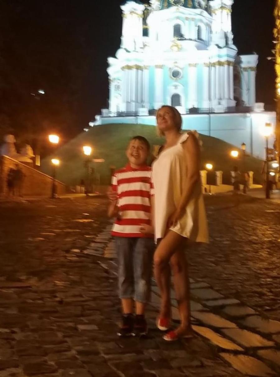 Πόλεμος Ουκρανία: Μητέρα και γιος θάφτηκαν σε αυλή στο Ιρπίν, σκοτώθηκαν από βόμβα