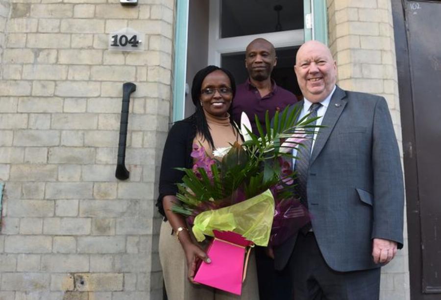 Σπίτι ερείπιο με 1 ευρώ: Ζευγάρι το αγόρασε και το μετέτρεψε σε ονειρεμένο παλάτι