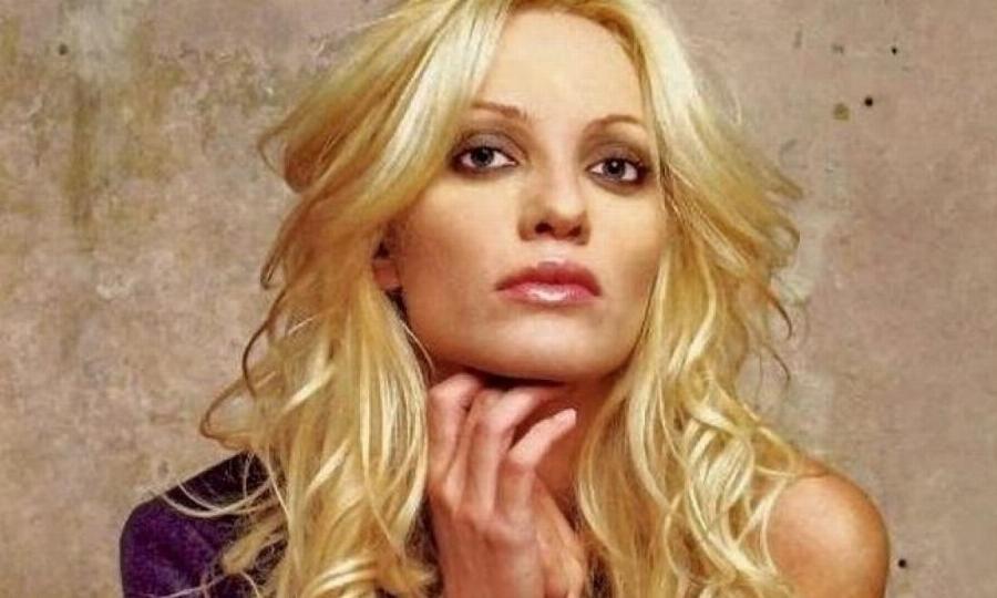 Τζένη Ιωακειμίδου: Η μεγάλη επιτυχία, το τέλος της καριέρας και η ζωή στην Αμερική με την οικογένεια της