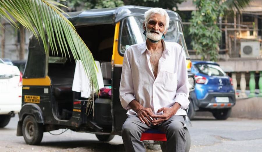 Παππούς πούλησε το σπίτι του για να σπουδάσει την εγγονή του: «Έπρεπε να εκπληρώσω τα όνειρά της… με οποιοδήποτε κόστος»